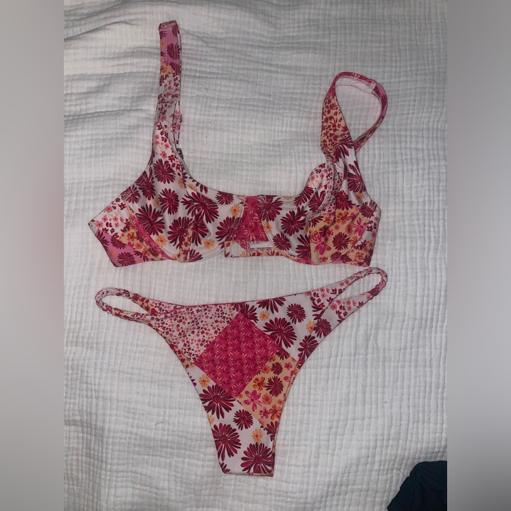 Kulani Kinis Set